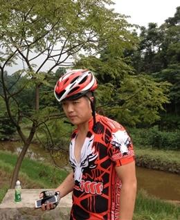 快乐的人88998的头像