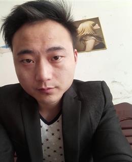 买了个骚表的头像