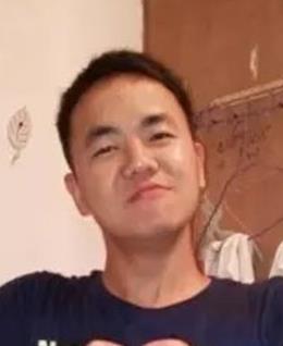 带残乙肝男的头像