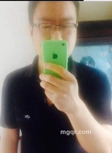 夜晚中的春风的头像