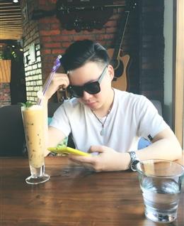 长长粗粗的头像