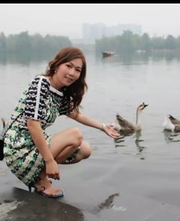 f浅浅的笑的头像