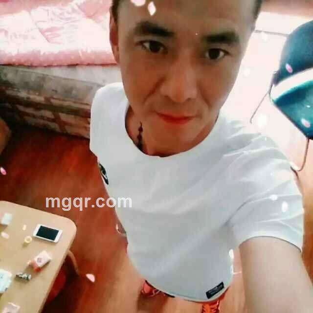 量版男子的头像