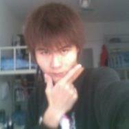 腼腆的小男生的头像