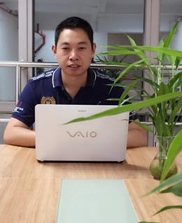 情不自禁知己的头像