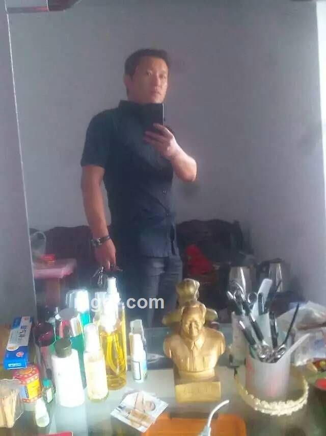 十字路口的头像