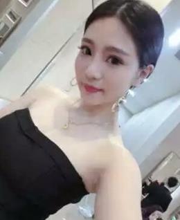 悦耳动听的睡美人的头像