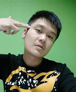 孤独的冬天里的头像