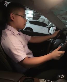 喜欢年长的姐姐的头像