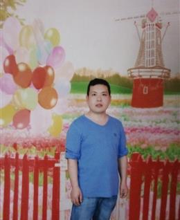 寂寞的小狗的头像