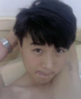 夜色或阑珊的头像