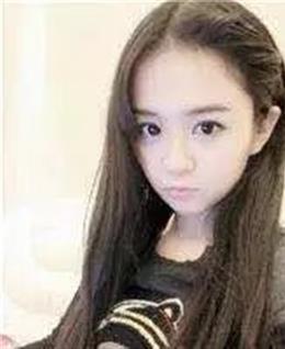 在校女孩的头像