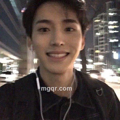 南栀倾寒的头像