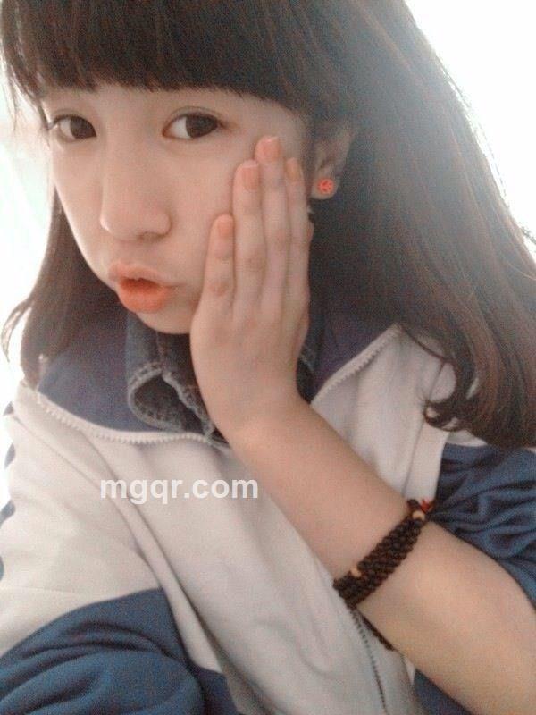 白衣小魔女的头像