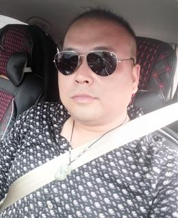 小人物的世界的头像