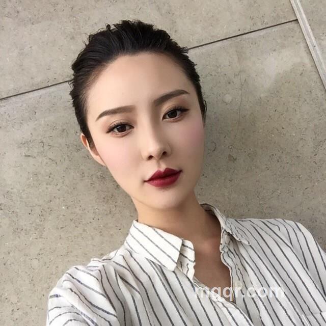 小静妮的头像