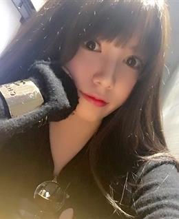 棠红棣雪的头像