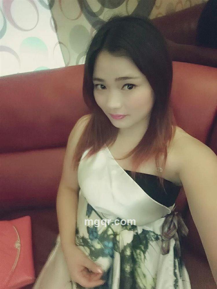 万人追不如一人疼的头像