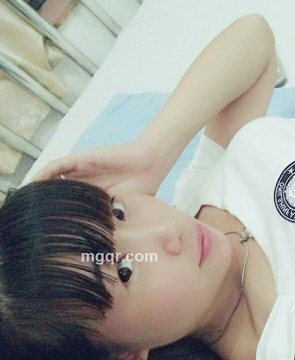 受伤的女人的头像