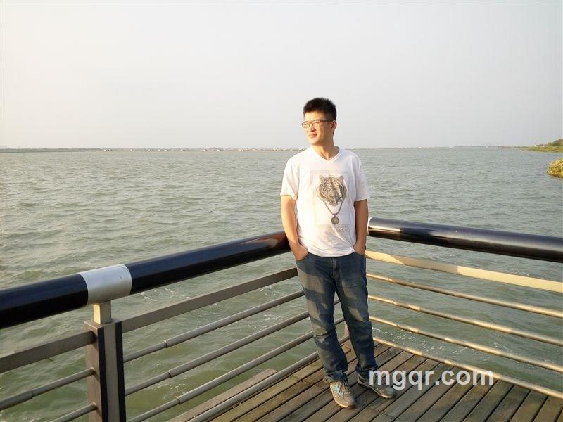 没事看星星的头像