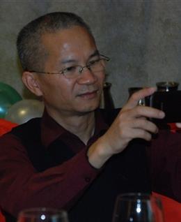 郭南寻得旧池亭