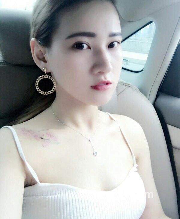 带刺的玫瑰??的头像