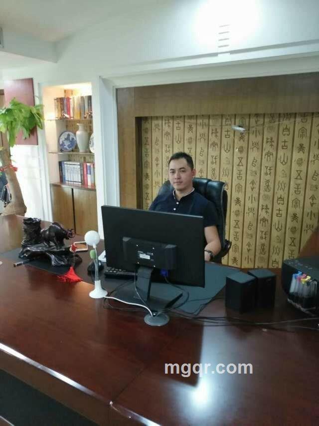 深情待你的头像