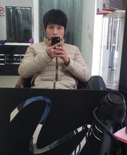 繁华落幕。。。的头像