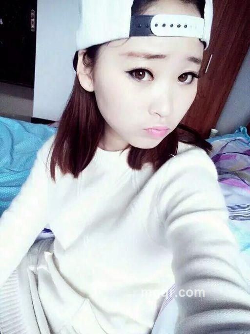 话梅糖的滴滴的头像