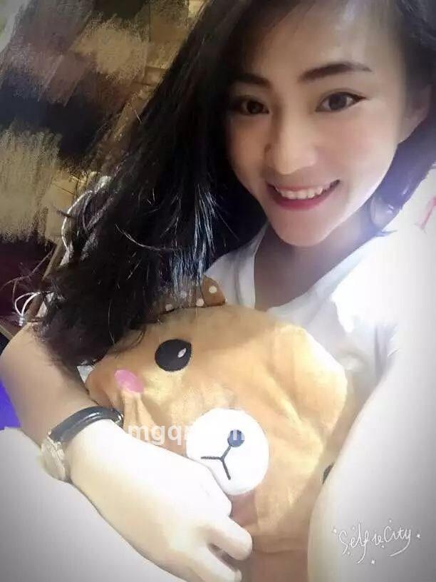 美丽的芬芳的头像