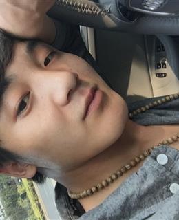 然并卵。的头像