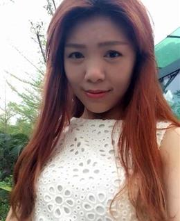 夏日里阳光下的头像