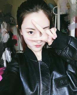 何苦还要相信的头像