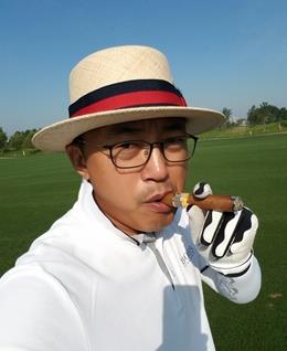 事在为人的头像