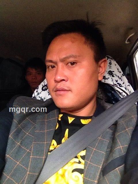 失败的男人的头像