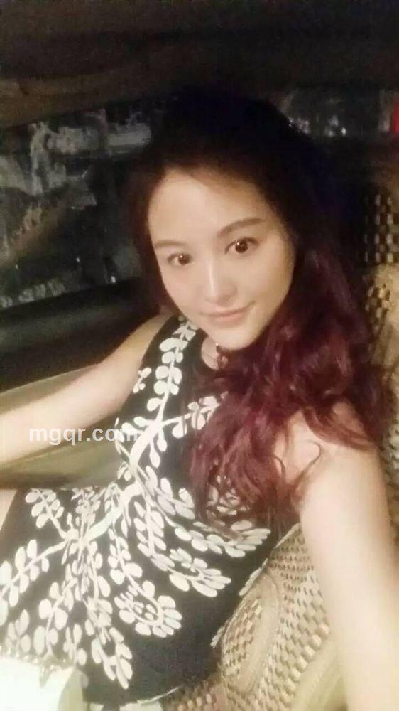 红色妖精的头像