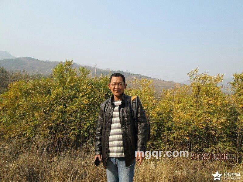 p l a y b o y 的头像