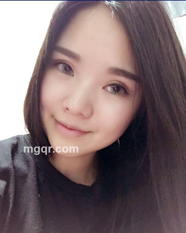 走在午夜的冷风中