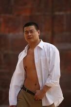 一夜荒芜的头像