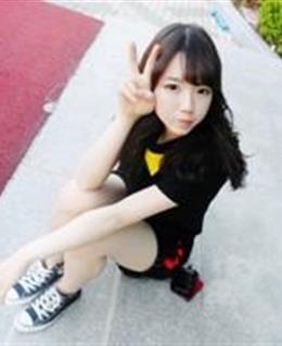 勾起嘴角那迷人的微笑的头像