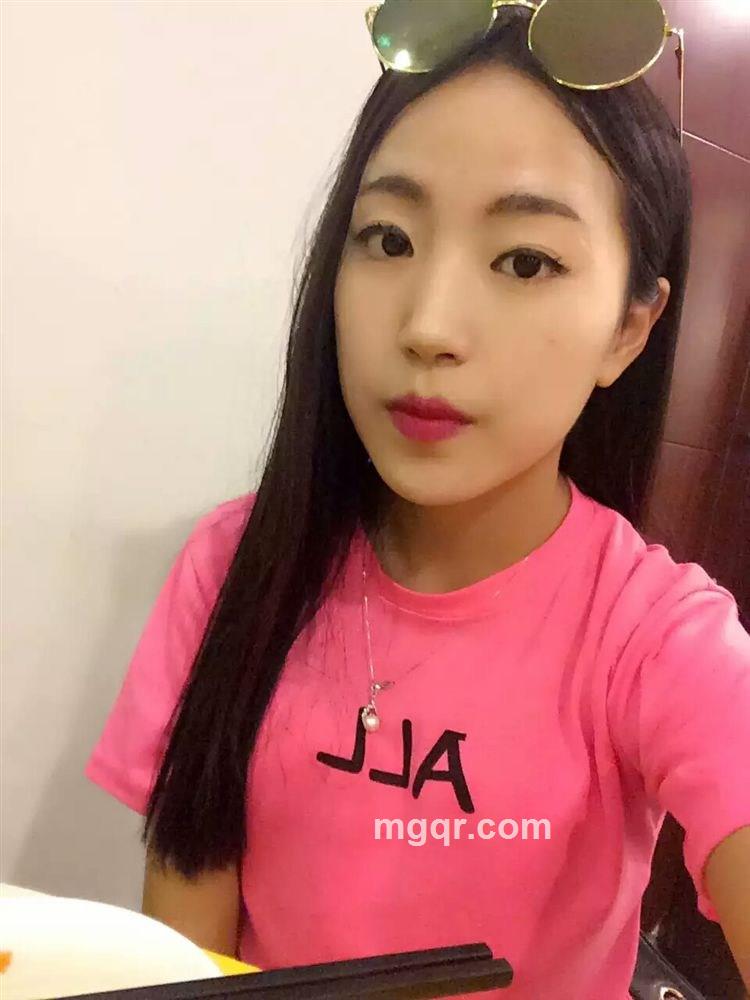 粉红葡萄的头像