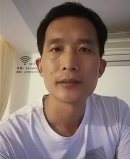 青河畔的头像