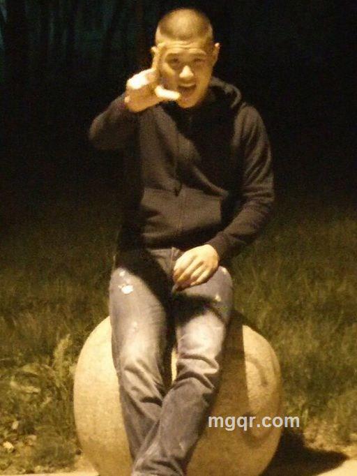 他在那里站岗的头像
