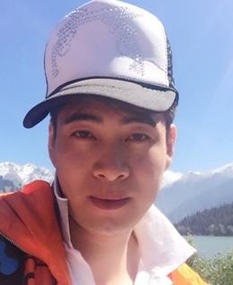 真情卡飞的头像