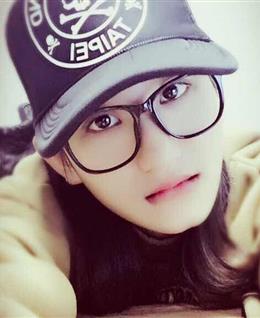 瑶瑶44444的头像