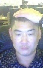 带着灵魂漫半步的头像