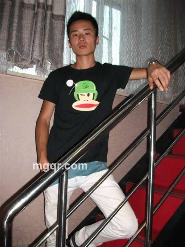 黑色曼陀罗的头像