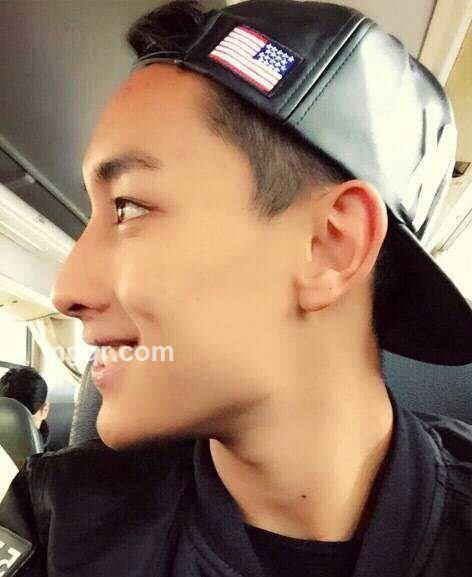 帅的不明显的头像