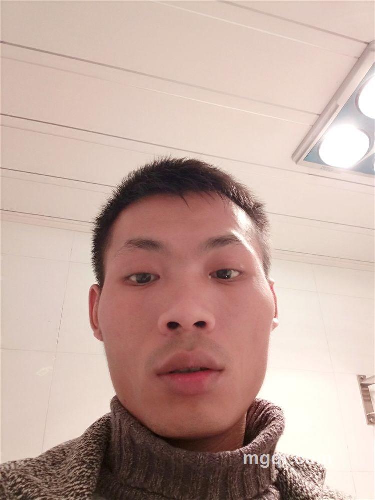 寂寞的帅哥的头像