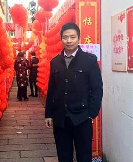 一抹光亮的头像